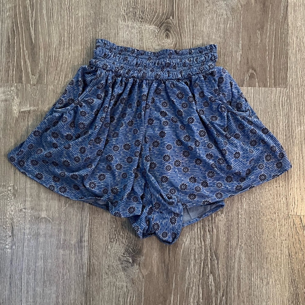 Anthropologie Daily Practice Shorts